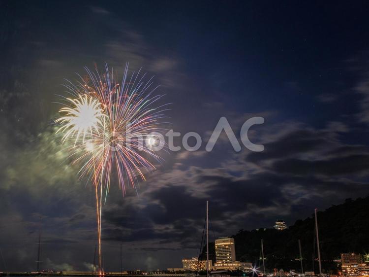 海からの打上花火 花火,海,空の写真素材