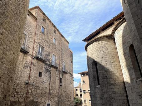 ジローナ大聖堂の円塔 ジローナ大聖堂の円塔 スペイン,ジローナ,バルセロナ郊外の写真素材