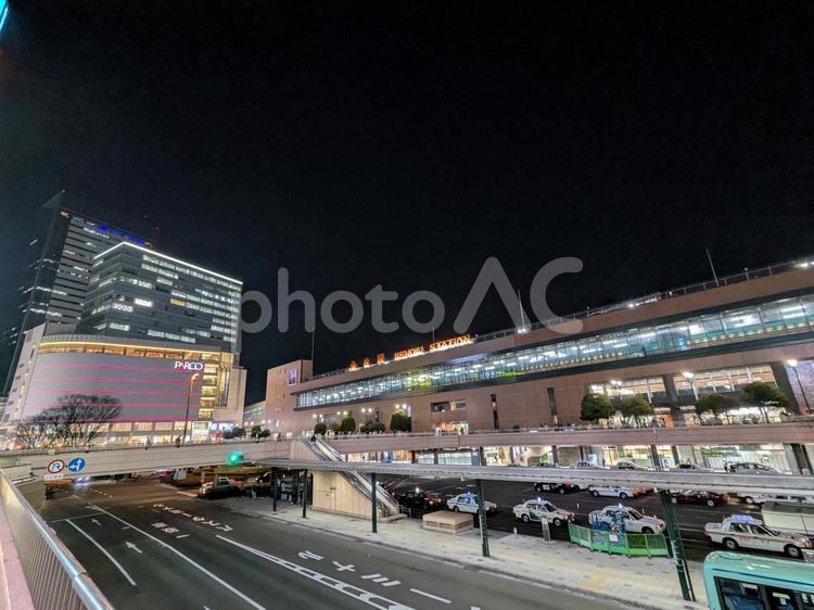 夜の仙台駅 仙台,夜景,電気の写真素材