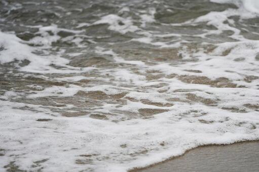 福岡 糸島 二見ヶ浦海岸波打ち際4 砂浜,白波,波の写真素材