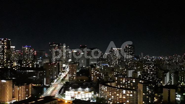 東雲のタワーマンションからの夜景 タワーマンション,夜景,ビルの写真素材