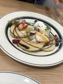 パンケーキ パンケーキ パンケーキ,ホットケーキ,フルーツの写真素材