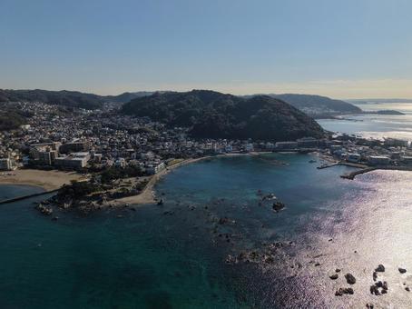 葉山・森戸大明神裏の海岸 ドローン,空撮,森戸神社の写真素材