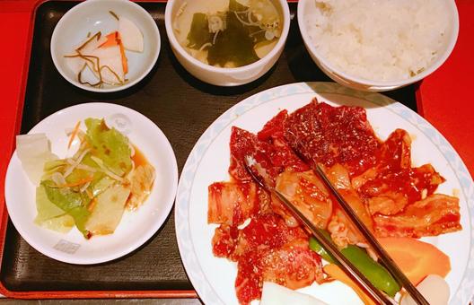 焼肉ランチ定食 焼肉ランチ定食 焼肉ランチ定食,定食,鶏肉の写真素材