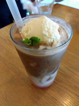 ピーチミルクティー1 美味しい,アイス,teaの写真素材