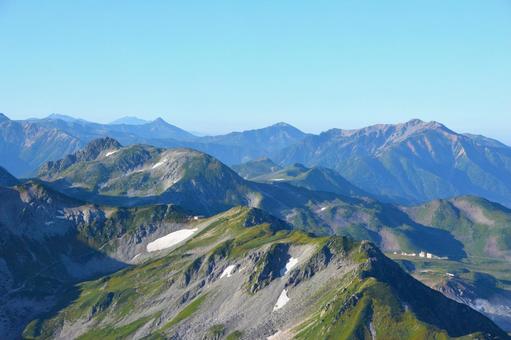 剱岳山頂から見た北アルプス最深部の山々 剱岳山頂から見た北アルプス最深部の山々 北アルプス,剱岳,室堂の写真素材