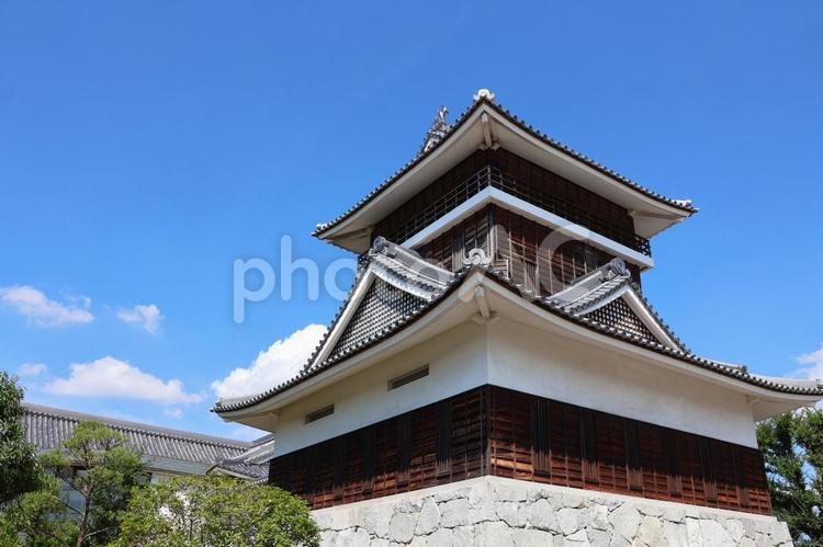 ８月下旬の香南歴史民俗郷土館の風景 櫓,香南歴史民俗郷土館,建物の写真素材