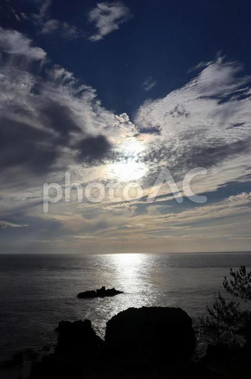 水平線と雲と海岸 海岸,自然,水平線の写真素材