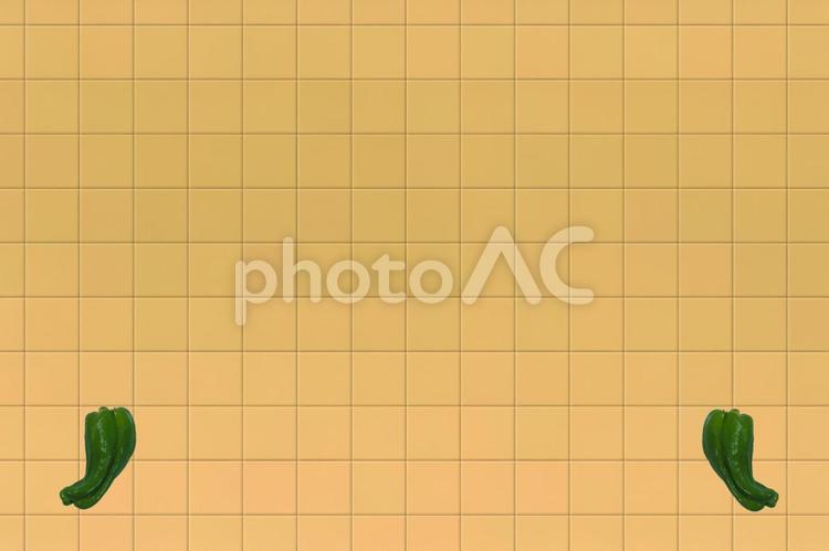 	ピーマン（タイトル背景用：黄色） スーパーマーケット,みずみずしい,美味しいの写真素材