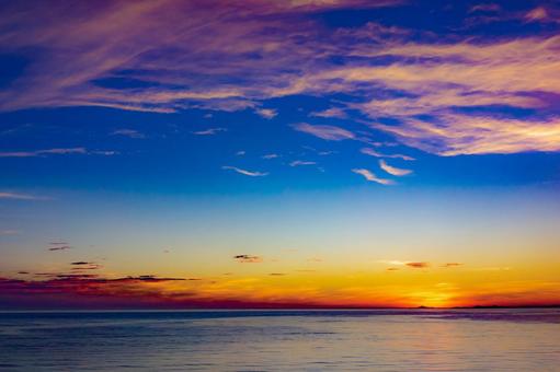 海と空:日の出 海と空:日の出の写真