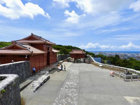 首里城広福門と漏刻門 首里城広福門と漏刻門 首里城,首里城公園,広福門の写真素材