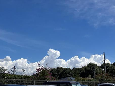 ある夏の空 入道雲 ある夏の空 入道雲の写真