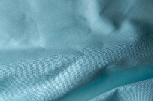 水色布の繊細な折り目模様 布,生地,布地の写真素材