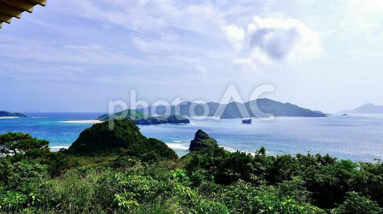 沖縄県座間味村神の浜展望台から見える風景 座間味,海,空の写真素材