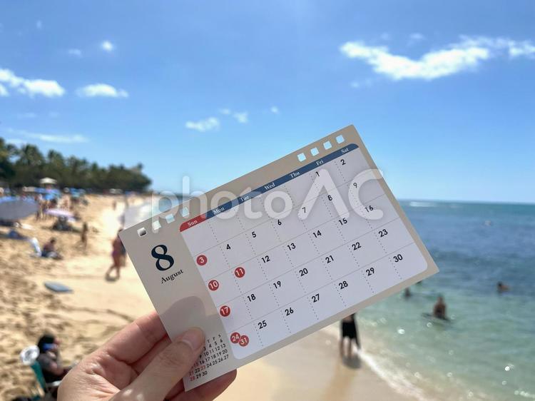 8月カレンダーinワイキキビーチ 8月,カレンダー,ハワイの写真素材