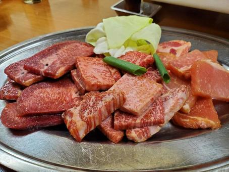 焼肉 焼肉 焼肉,カルビ,生肉の写真素材