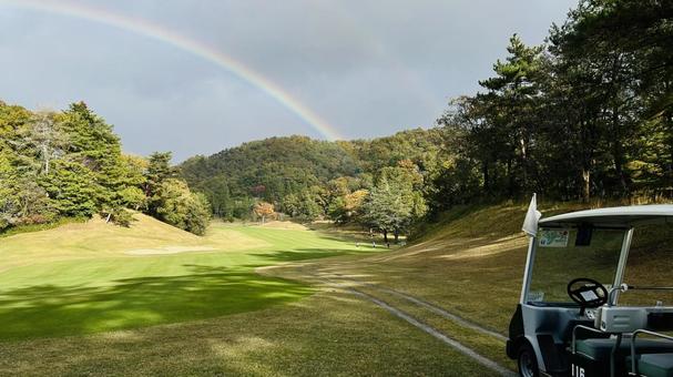 ゴルフ場の虹 ゴルフ場の虹 虹,ゴルフ,ゴルフ場の写真素材