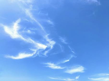 6月の青い空と白い雲02 6月の青い空と白い雲02の写真