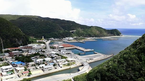 渡嘉敷島の港の見える丘展望台からの風景 渡嘉敷島の港の見える丘展望台からの風景 港の見える丘展望台,渡嘉敷島,街の写真素材