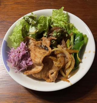 豚肉と玉葱の生姜焼きにもってのほかお浸し 夕食,豚肉,玉ねぎの写真素材