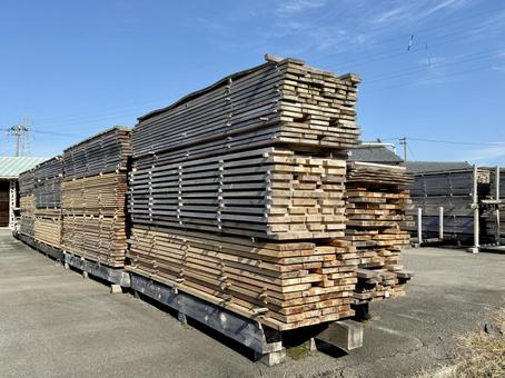 材木置き場切り出し加工した 材木,木,素材の写真素材