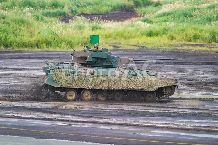 訓練展示中の陸上自衛隊 89式装甲戦闘車 陸上自衛隊,自衛隊,ミリタリーの写真素材