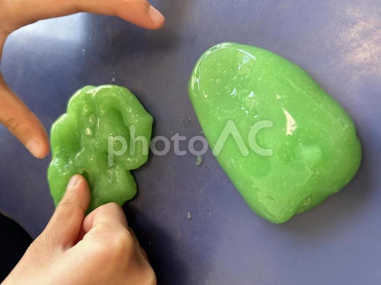 スライム遊び スライム,子供,遊びの写真素材