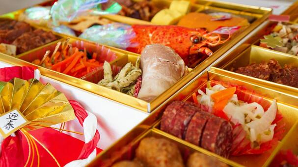 おせち料理の重箱と正月の豪華な盛り合わせ おせち,おせち料理,正月の写真素材