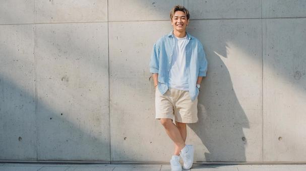 夏の休日スタイル男性 夏の休日スタイル男性の写真