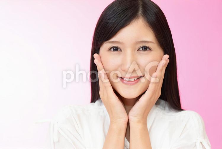 女性　スキンケアイメージ スキンケア,美容,保湿の写真素材