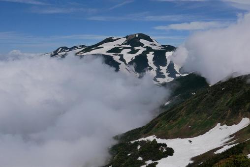 雲海と白山 雲海と白山の写真