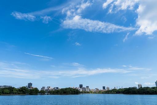 休日の大濠公園 休日の大濠公園 大濠公園,公園,博多の写真素材