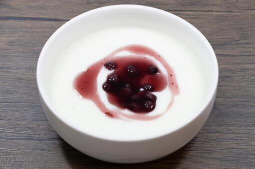 ブルーベリーヨーグルト ブルーベリーヨーグルト,ヨーグルト,ブルーベリーの写真素材