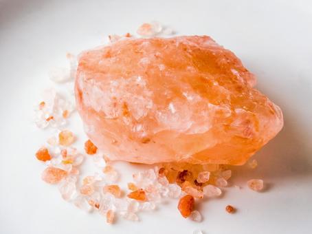 ヒマラヤピンクソルト 岩塩,天然岩塩,ピンクソルトの写真素材