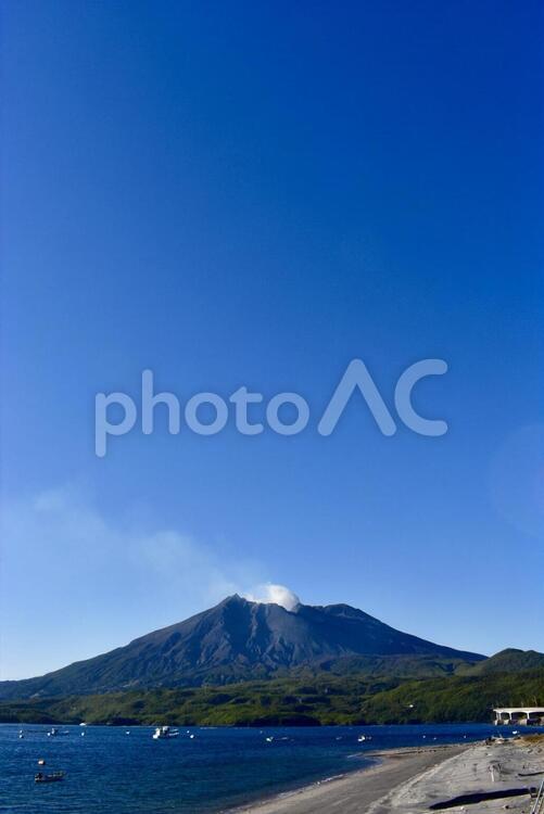 垂水から見た桜島 何人もありません,夏,大洋の写真素材