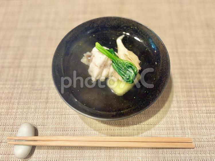 冬瓜と鯛のお吸い物 お椀,食べ物,食事の写真素材