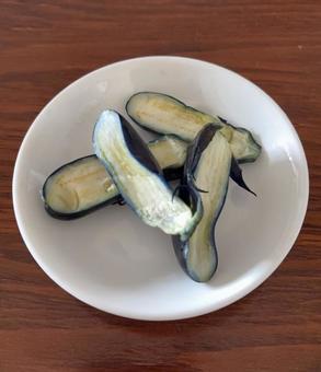 R7.09.18 茄子の漬け物 1 R7.09.18 茄子の漬け物 1の写真