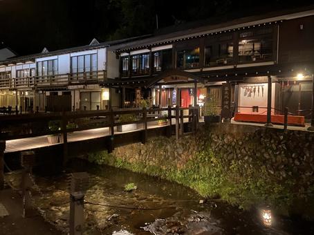 千と千尋の神隠しの聖地 銀山温泉 千と千尋の神隠しの聖地 銀山温泉 銀山温泉,温泉街,聖地の写真素材