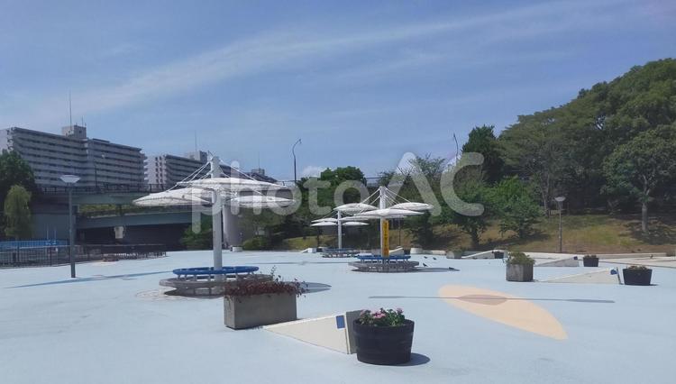 親水公園の憩いの場 公園,憩いの場,街並みの写真素材