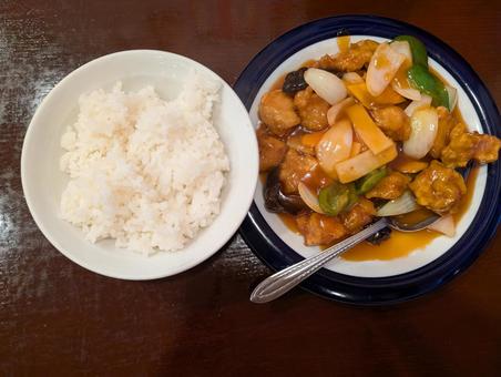 酢豚とご飯 酢豚とご飯 酢豚,ご飯,中華の写真素材