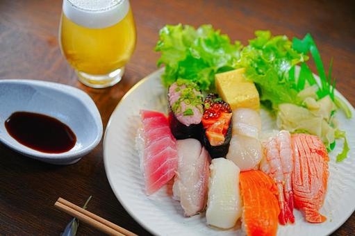 ビールと握りずし ビールと握りずし 食事,食卓,ビールの写真素材