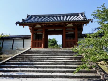 仁和寺中門 仁和寺,中門,御室の写真素材