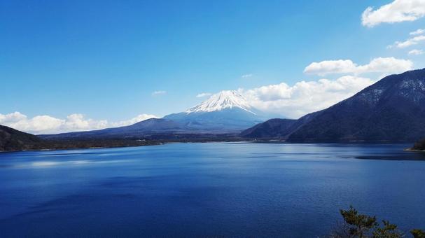 山と湖 山と湖の写真