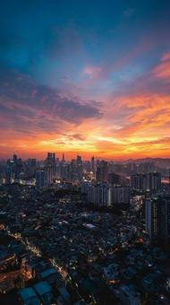 夜が訪れる高層ビル群のパノラマ 夜が訪れる高層ビル群のパノラマの写真