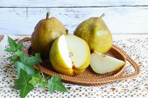 秋の味覚　ラ・フランス　２ ラ・フランス,果物,フルーツの写真素材