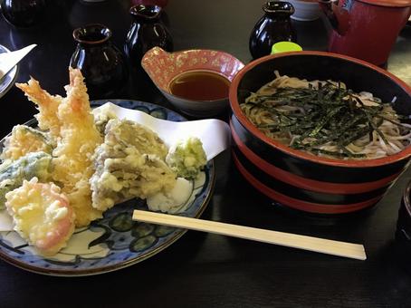 蕎麦定食 蕎麦定食 蕎麦,天ぷら,天麩羅の写真素材