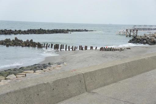 曇りの日の海岸03 曇りの日の海岸03 海,空,曇りの写真素材