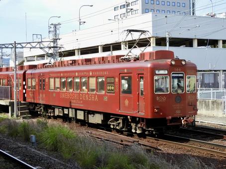和歌山駅を出発する和歌山電鐵貴志川線3 和歌山駅を出発する和歌山電鐵貴志川線3 和歌山電鐵,わかやま電鉄,貴志川線の写真素材