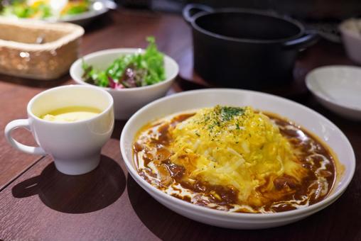 洋食オムライス・デミグラスソース オムライス,デミグラス,ソースの写真素材