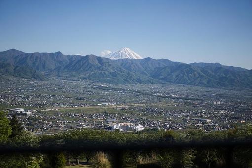 富士山と街並み 富士山と街並み 富士山,山,雪の写真素材